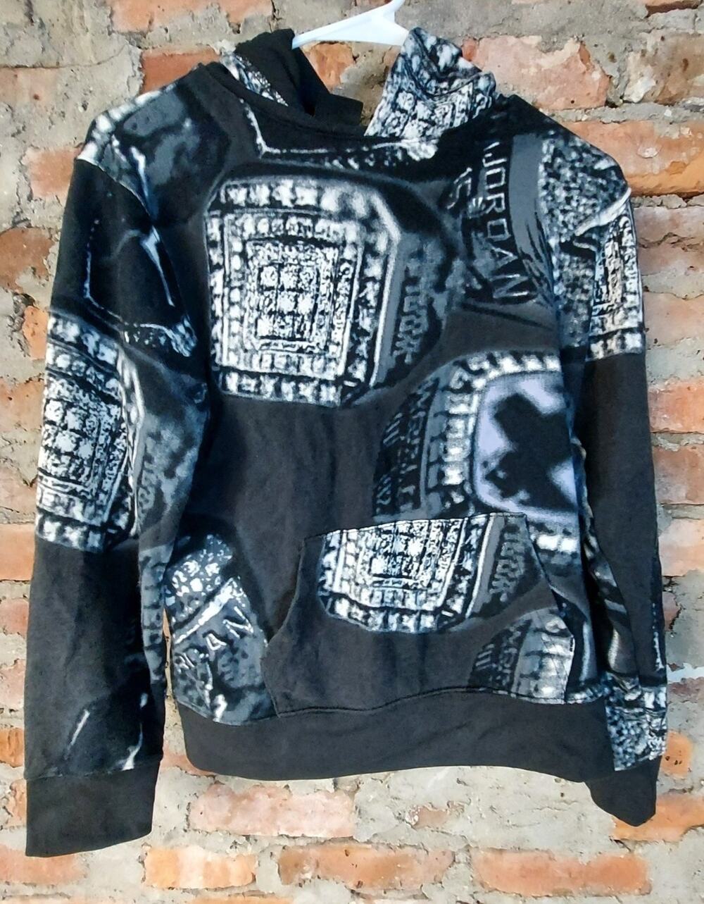 Jordan Boys Hoodie L 12-13 YRS Black Ring Print Pullover